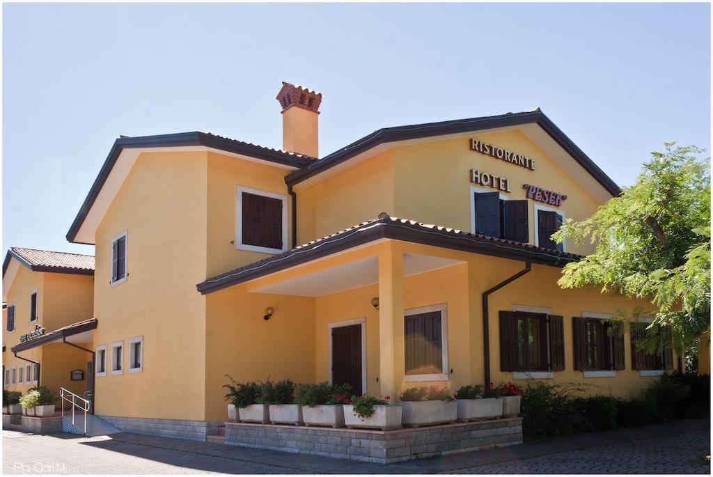 Hotel Pesek San Dorligo della Valle Esterno foto