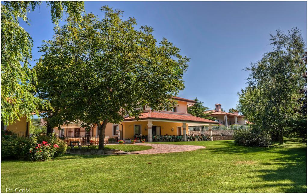Hotel Pesek San Dorligo della Valle Esterno foto